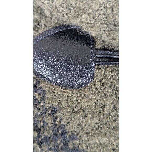 Poncho blanket style Aysmetrical Boucle  Poly blend color block OS Toggles GUC - Picture 3 of 8